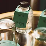 Honest Granada Apartments غرناطة